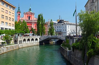 5-2 Ljubljana-Ljubljanica-River-Slovenia.jpg